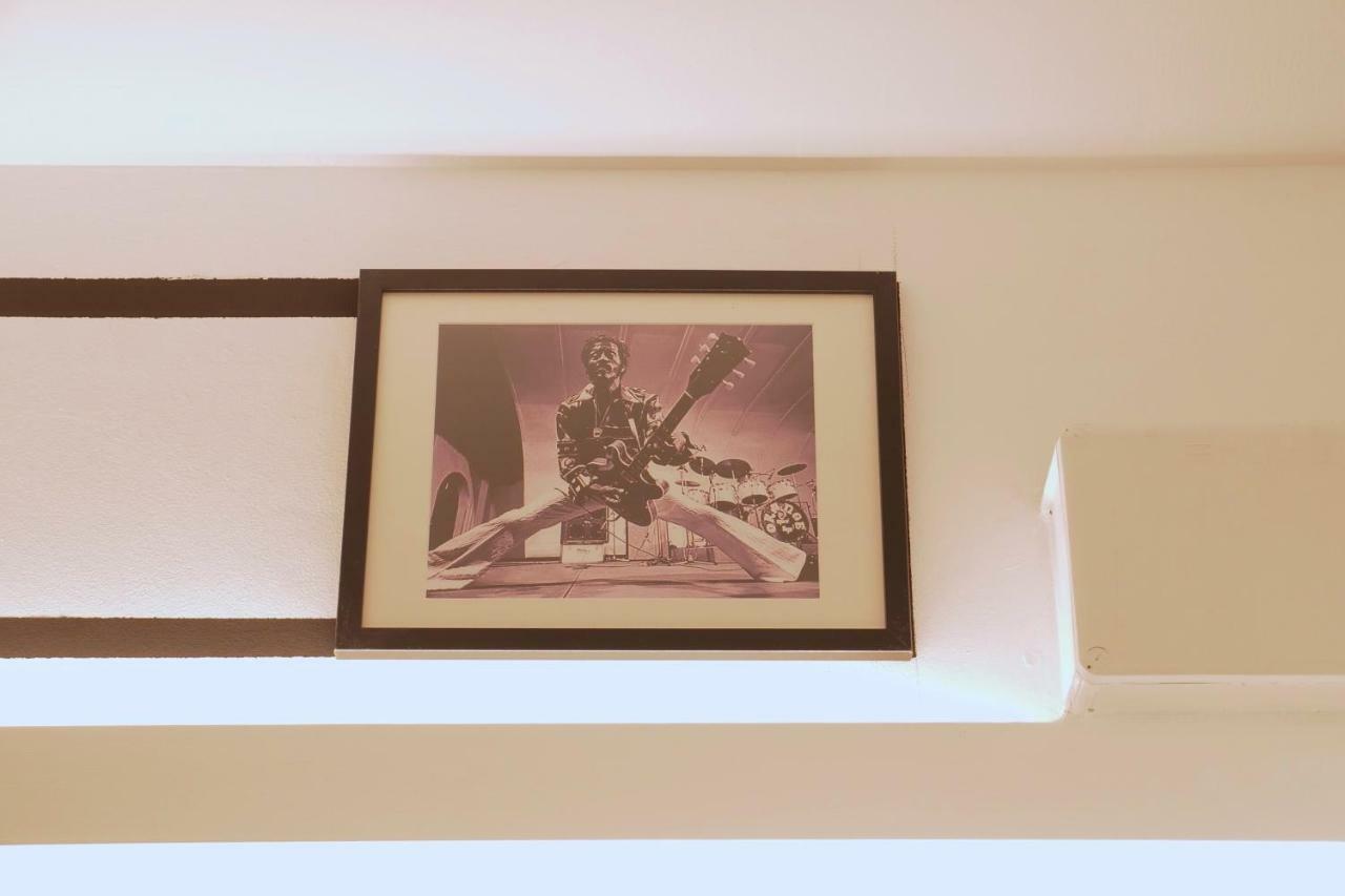 Guitar Hostel Bilbao Ngoại thất bức ảnh