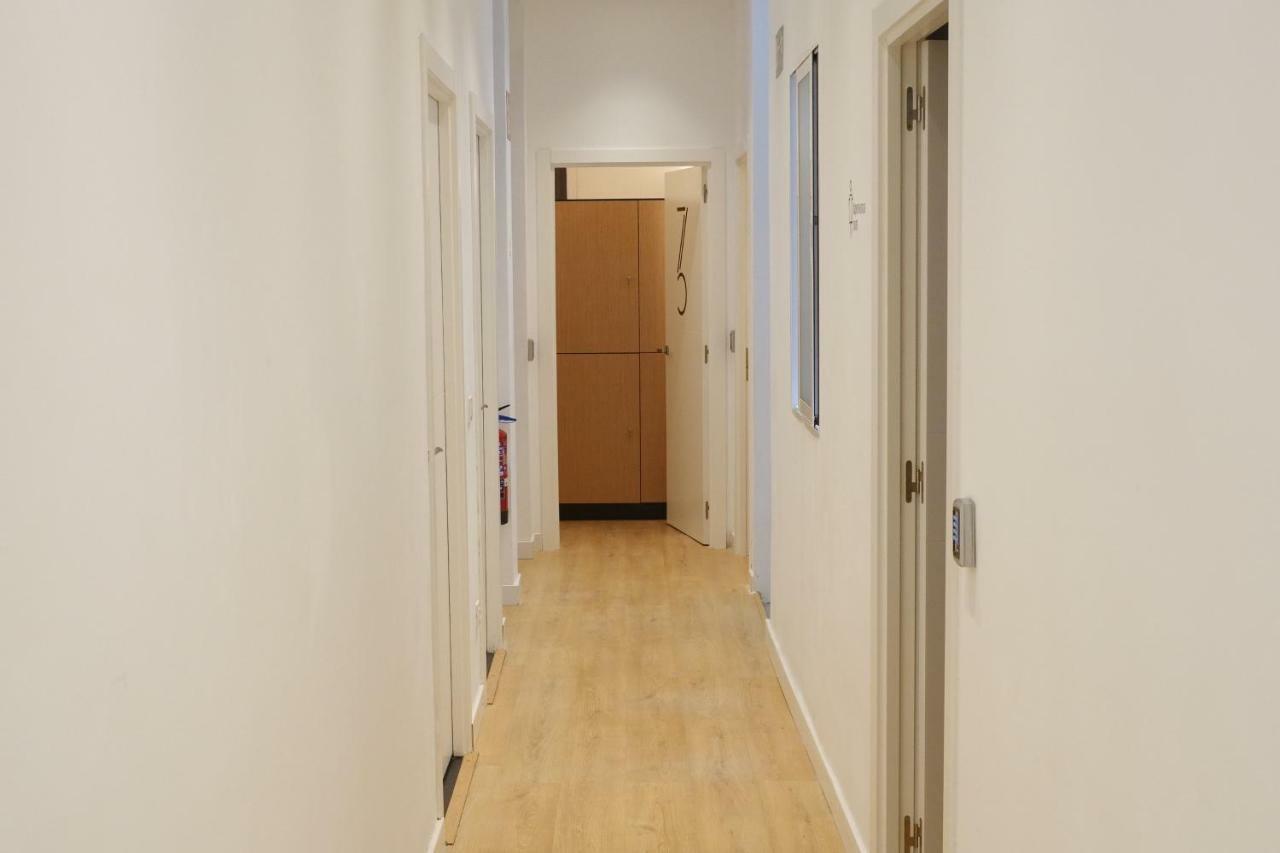 Guitar Hostel Bilbao Ngoại thất bức ảnh